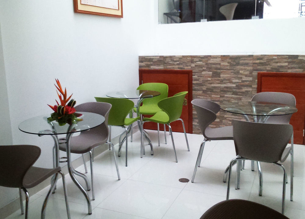 איקיטוס Bora Hotel מראה חיצוני תמונה
